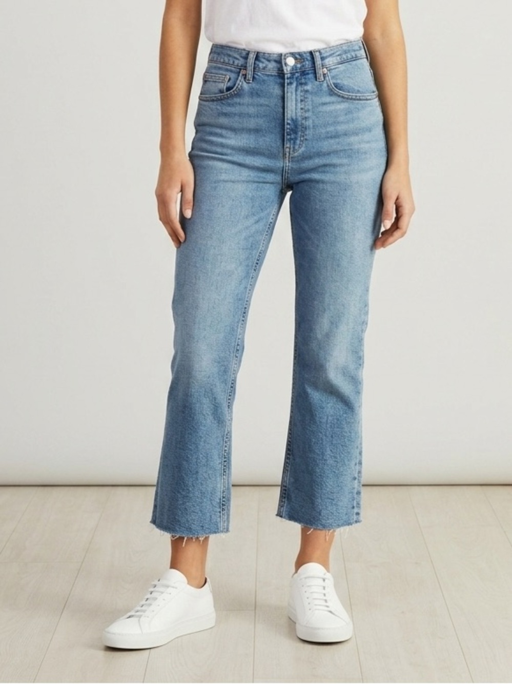Zara Light Blue Cropped Straight Jeans with Frayed Hem